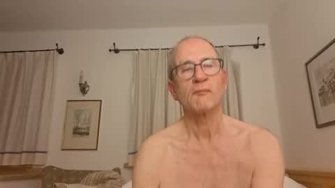 marginalie online show from November 27, 2025, 6:21 pm