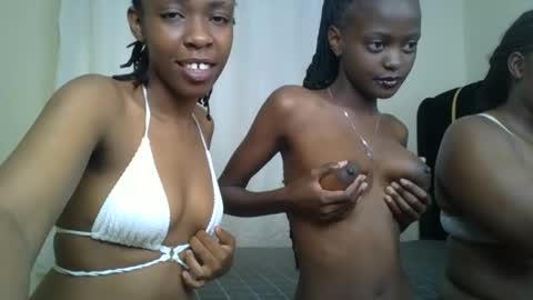 Snapshot of maria_dally chatting on December 15, 2024, 9:13 am maria_dally online show from December 15, 2024, 9:13 am