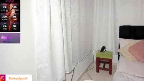 V A N E S S A  online show from November 7, 2025, 6:02 am