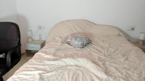 Snapshot of maria_mad chatting on May 7, 2026, 12:10 pm Itslablonde online show from May 7, 2026, 12:10 pm