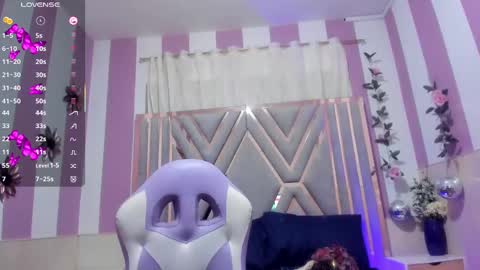 Snapshot of maria_paulac chatting on February 13, 2025, 8:38 am MARIA online show from February 13, 2025, 8:38 am