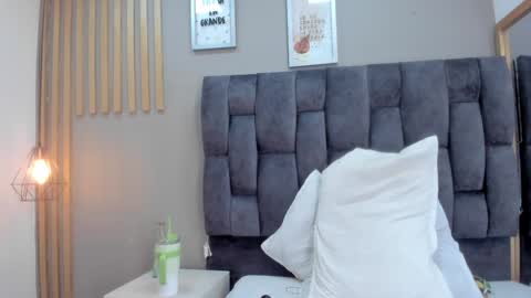 mariaa__fernanda online show from February 8, 2025, 9:46 am