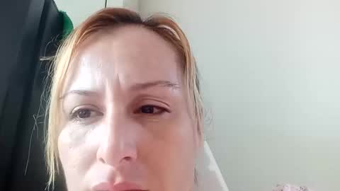 mariajose_1992 online show from May 24, 2026, 8:36 pm