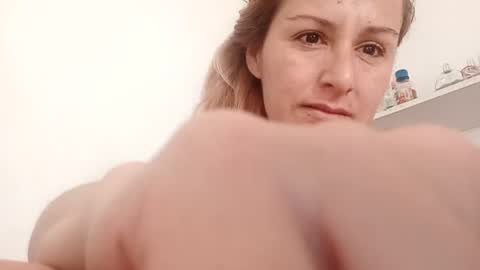 mariajose_1992 online show from July 31, 2026, 12:48 pm