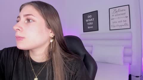 Snapshot of mariam_scott18 chatting on January 12, 2025, 7:21 pm Mariam online show from January 12, 2025, 7:21 pm