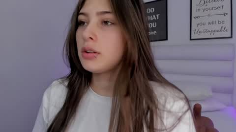 Snapshot of mariam_scott18 chatting on February 6, 2025, 7:07 pm Mariam online show from February 6, 2025, 7:07 pm