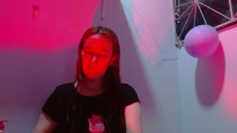 Snapshot of mariam_wish1 chatting on July 23, 2026, 6:39 pm mariam_wish1 online show from July 23, 2026, 6:39 pm