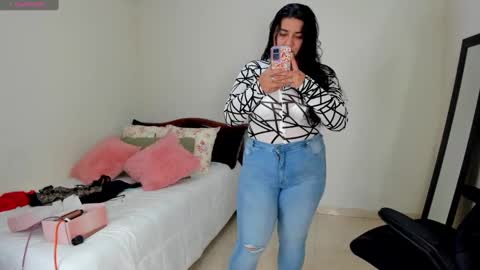   Mariam Castiblanco online show from January 11, 2025, 2:20 am