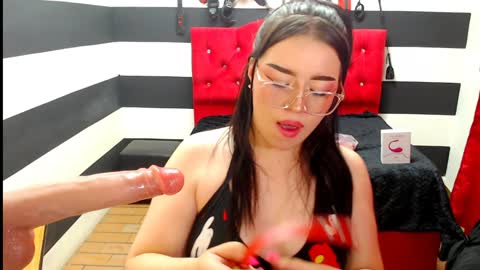 Snapshot of marian_ran_ chatting on January 8, 2025, 6:20 am Marian online show from January 8, 2025, 6:20 am