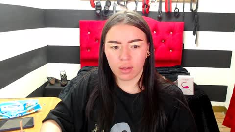 Snapshot of marian_ran_ chatting on January 13, 2025, 3:01 am Marian online show from January 13, 2025, 3:01 am