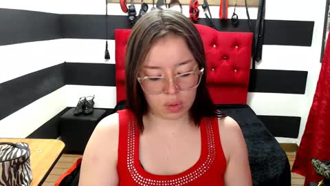 Snapshot of marian_ran_ chatting on February 19, 2025, 2:33 am Marian online show from February 19, 2025, 2:33 am