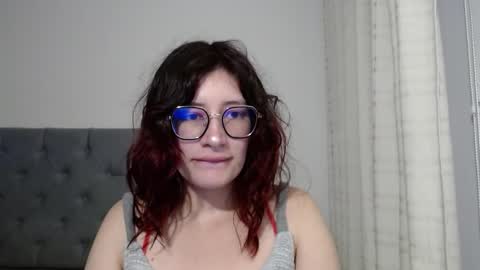 Snapshot of mariana124_ chatting on January 4, 2025, 10:13 pm Mariana online show from January 4, 2025, 10:13 pm