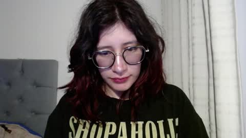 Snapshot of mariana124_ chatting on January 7, 2025, 9:25 pm Mariana online show from January 7, 2025, 9:25 pm