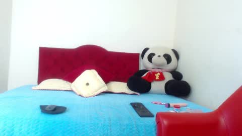 mariana_16_ online show from January 12, 2025, 7:10 pm