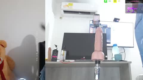 Snapshot of mariana_1_ chatting on February 14, 2025, 4:37 am Mariana online show from February 14, 2025, 4:37 am