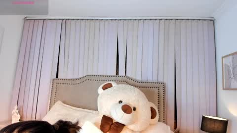 mariana__thompson online show from May 20, 2026, 3:13 am