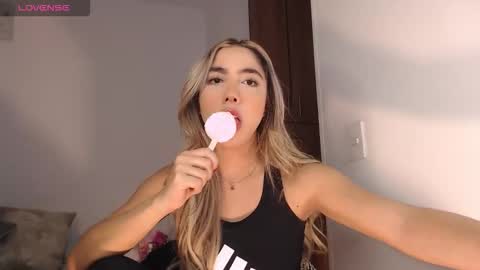 Mariana online show from January 12, 2026, 6:13 pm