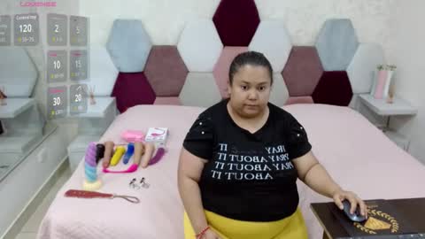 Snapshot of marianabbw_ chatting on April 30, 2026, 8:57 pm mariana online show from April 30, 2026, 8:57 pm
