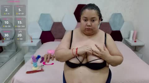 Snapshot of marianabbw_ chatting on May 27, 2026, 5:43 pm mariana online show from May 27, 2026, 5:43 pm