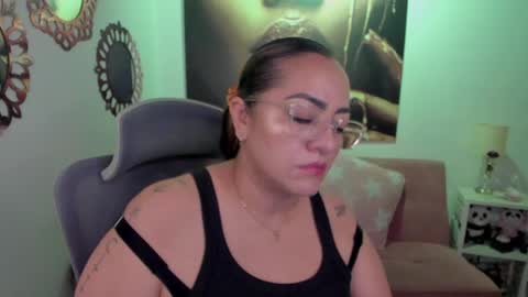 Snapshot of marianalopez81 chatting on April 21, 2026, 2:51 am Mariana Lopez online show from April 21, 2026, 2:51 am