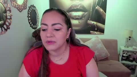 Snapshot of marianalopez81 chatting on April 25, 2026, 11:57 pm Mariana Lopez online show from April 25, 2026, 11:57 pm