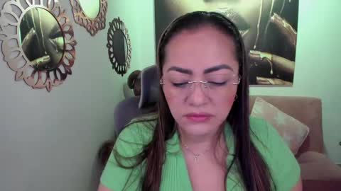 Snapshot of marianalopez81 chatting on May 2, 2026, 11:54 pm Mariana Lopez online show from May 2, 2026, 11:54 pm
