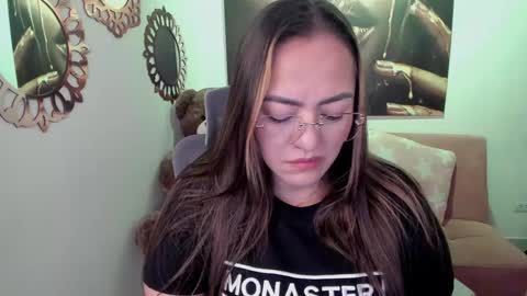 Snapshot of marianalopez81 chatting on May 10, 2026, 1:22 am Mariana Lopez online show from May 10, 2026, 1:22 am