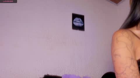 Snapshot of marianawlls chatting on March 5, 2025, 12:59 am mariana williams online show from March 5, 2025, 12:59 am