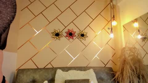 marianeporter online show from December 3, 2025, 10:13 am