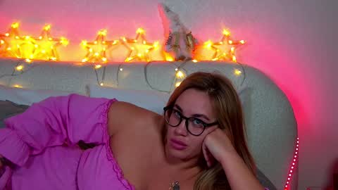 Maria online show from December 27, 2024, 4:04 am