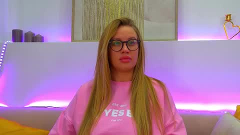 Maria online show from February 10, 2025, 1:24 am