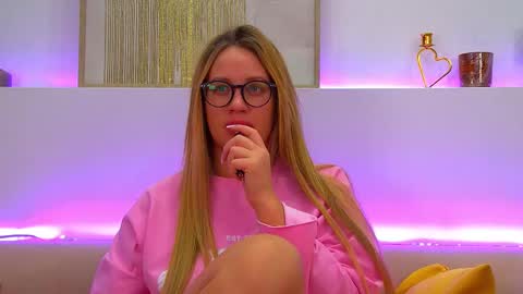 Maria online show from February 10, 2025, 4:41 am