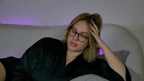 Maria online show from September 25, 2025, 7:23 am