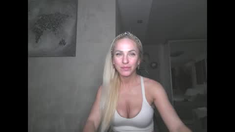 marianna1977 online show from May 12, 2026, 6:27 pm