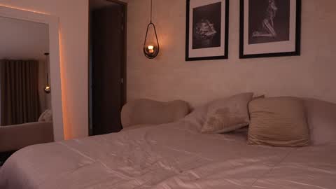 Snapshot of mariannacruzz chatting on September 18, 2025, 10:34 pm MARIANA online show from September 18, 2025, 10:34 pm