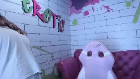 Mariann Roxy 3 online show from July 24, 2026, 11:52 am