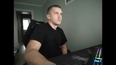 maribor5879 online show from February 4, 2025, 3:47 pm