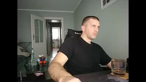 maribor5879 online show from February 6, 2025, 2:37 pm