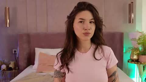 Marie LEAVE YOUR  WITH ME online show from July 4, 2026, 6:36 pm