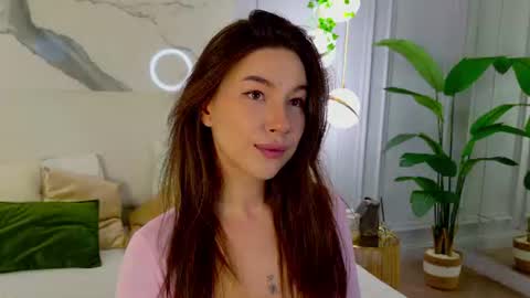 Marie LEAVE YOUR  WITH ME online show from July 7, 2026, 6:12 pm