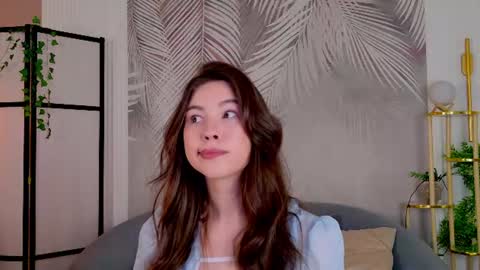 Marie LEAVE YOUR  WITH ME online show from July 17, 2026, 5:25 am