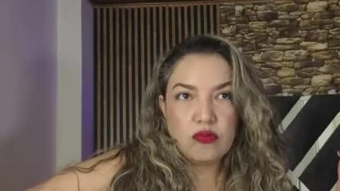 marie_hss online show from July 27, 2026, 3:19 pm