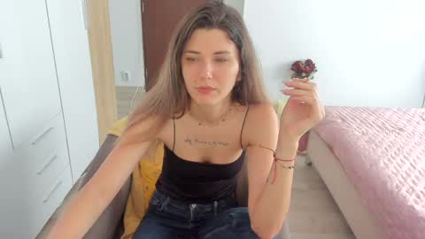 Marie   online show from June 9, 2026, 5:41 am