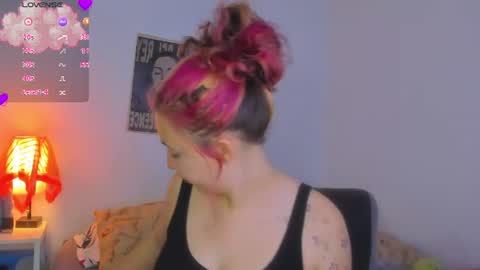 Snapshot of marieetaylor chatting on June 25, 2026, 8:13 pm Mariee online show from June 25, 2026, 8:13 pm