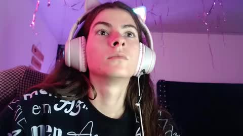 Mariie online show from January 4, 2025, 4:32 pm