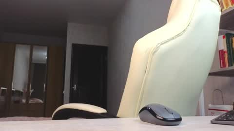 Snapshot of marietta__castro chatting on May 20, 2026, 5:52 pm Marietta online show from May 20, 2026, 5:52 pm