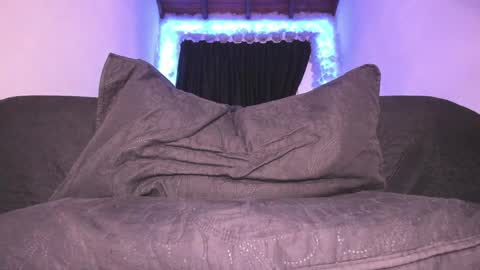 Mariana Hasper online show from February 17, 2025, 11:20 pm