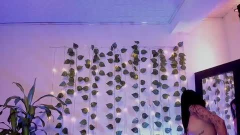 Snapshot of mariianadiaz1_ chatting on February 6, 2025, 6:13 pm Maryyy online show from February 6, 2025, 6:13 pm