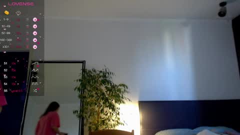 Mari online show from May 25, 2026, 4:57 pm
