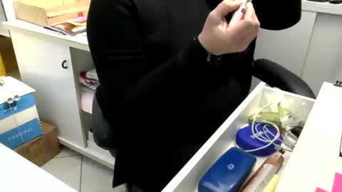 Snapshot of marikapikkola chatting on February 3, 2025, 2:02 pm Mary... online show from February 3, 2025, 2:02 pm